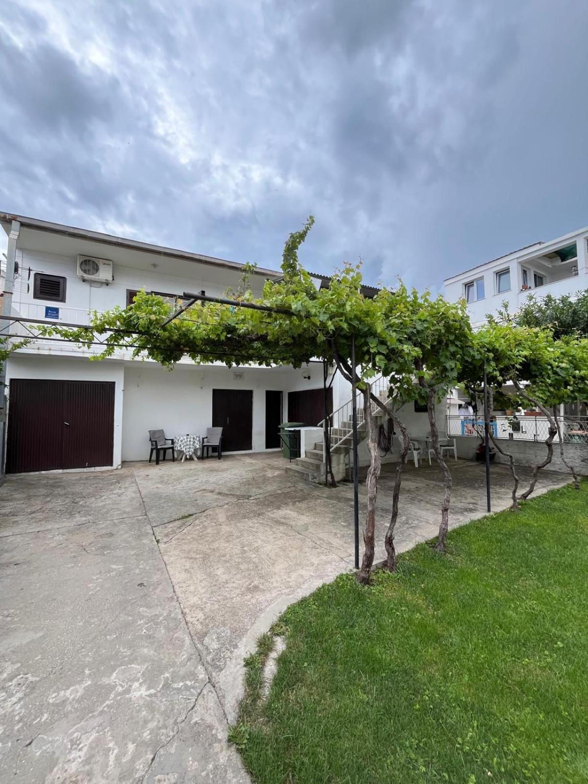 Apartmani Ana Juricev Vodice Exterior foto
