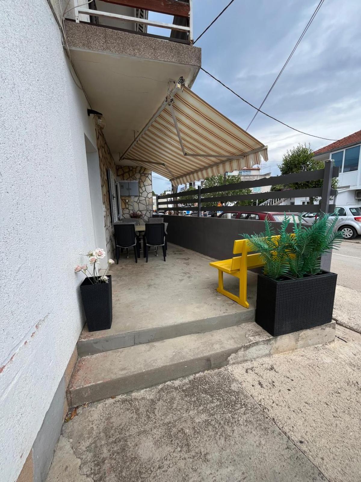 Apartmani Ana Juricev Vodice Exterior foto